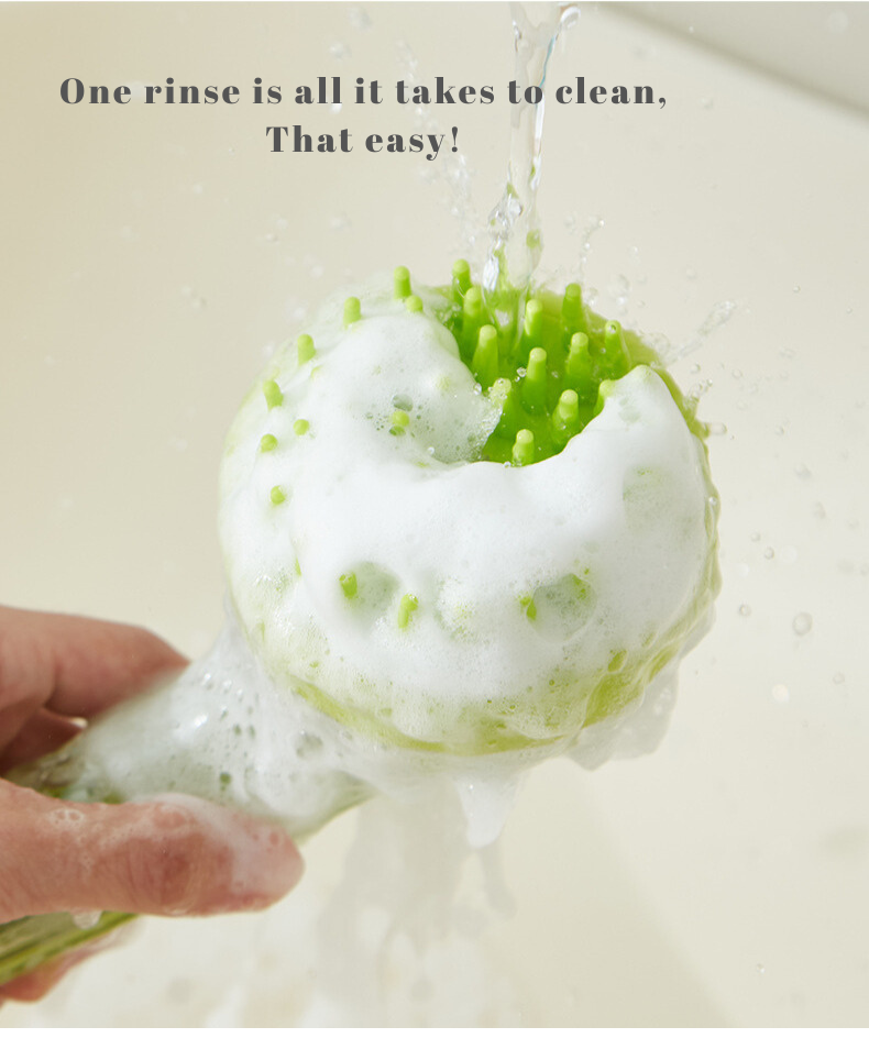 Pet massage and bathing brush